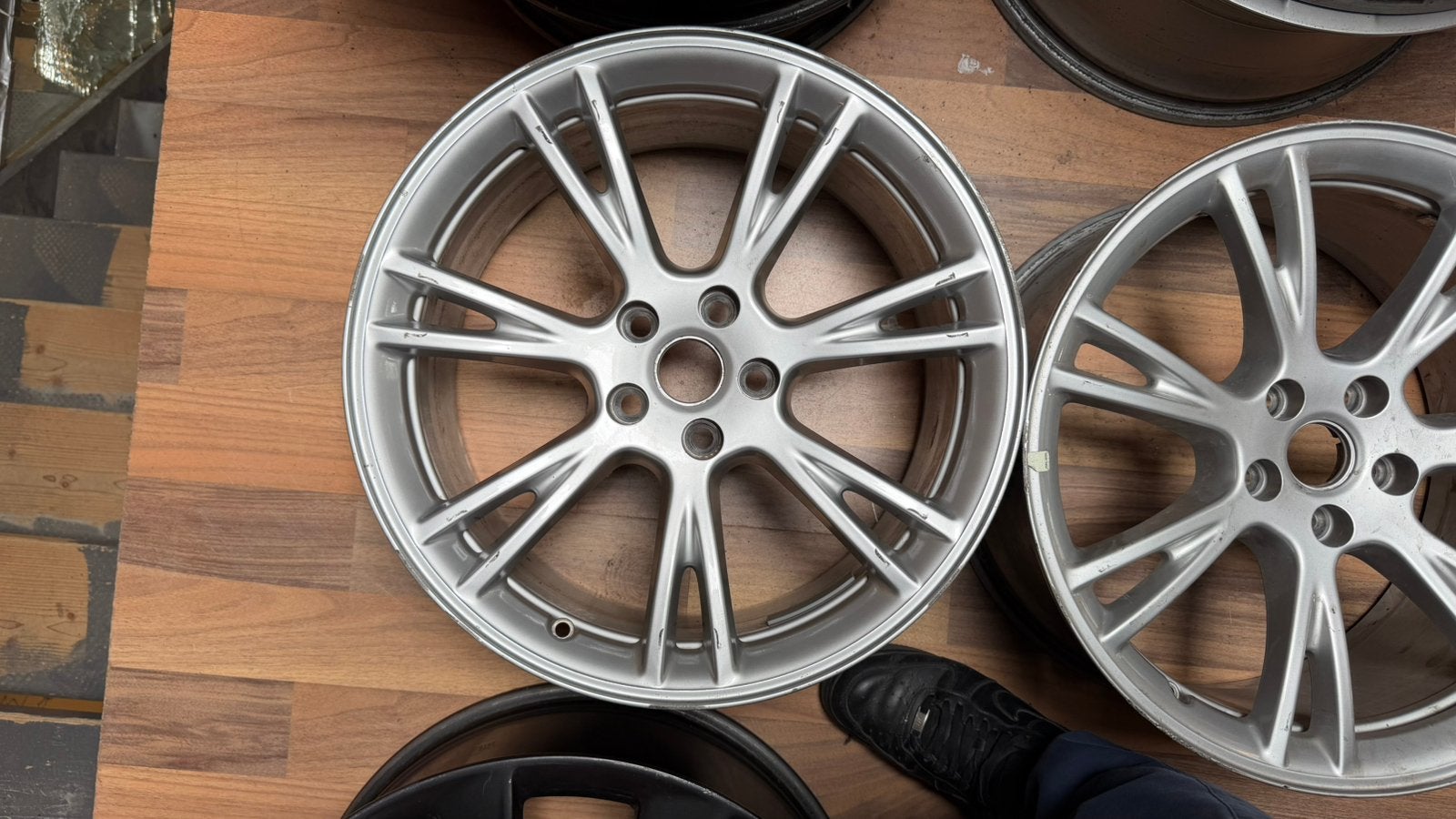 Originele Tesla Model Y 19 inch 1188222-00-C Losse velg, Gebruikt, 255 mm, Velg(en), Personenwagen
