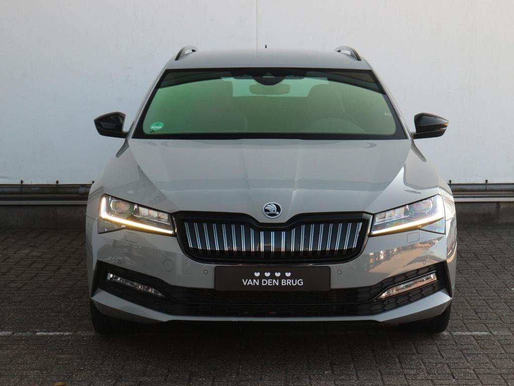 Skoda Superb 1.4 TSI iV Sportline Business | Wegklapbare tre, Auto's, Gebruikt, Euro 6, 4 cilinders, Alcantara
