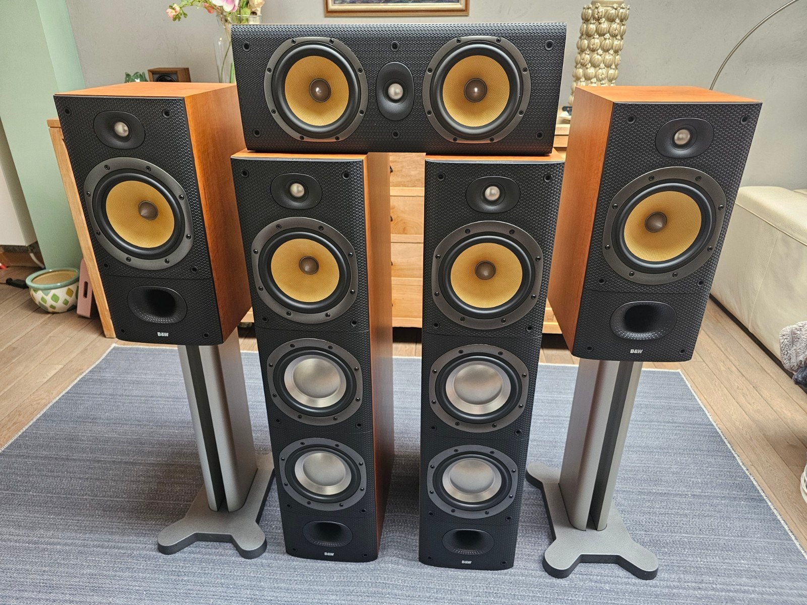 Bowers&Wilkins 604 S3 Calvados Surroundset – hoogwaardige hi, Basreflex, Speakerset, Zo goed als nieuw, Bowers & Wilkins (B&W)