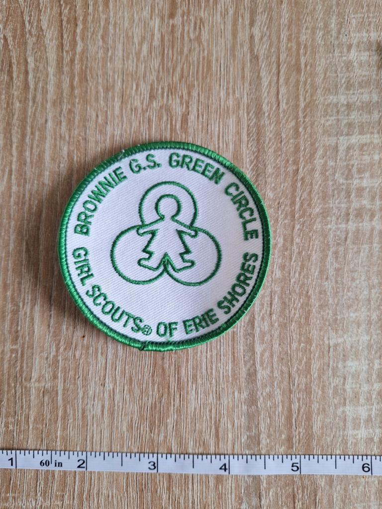 Girl scouts of Erie Shores, Verzamelen, Scouting, Ophalen of Verzenden, Embleem, Speld of Insigne