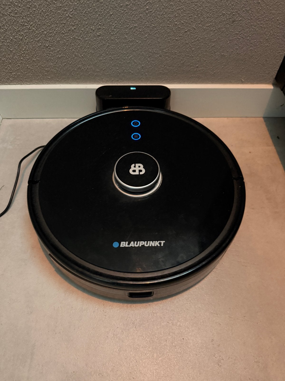 Robotstofzuiger Blaupunkt met dweilfunctie en Laadstation, Witgoed en Apparatuur, Zo goed als nieuw, Robotstofzuiger, Reservoir