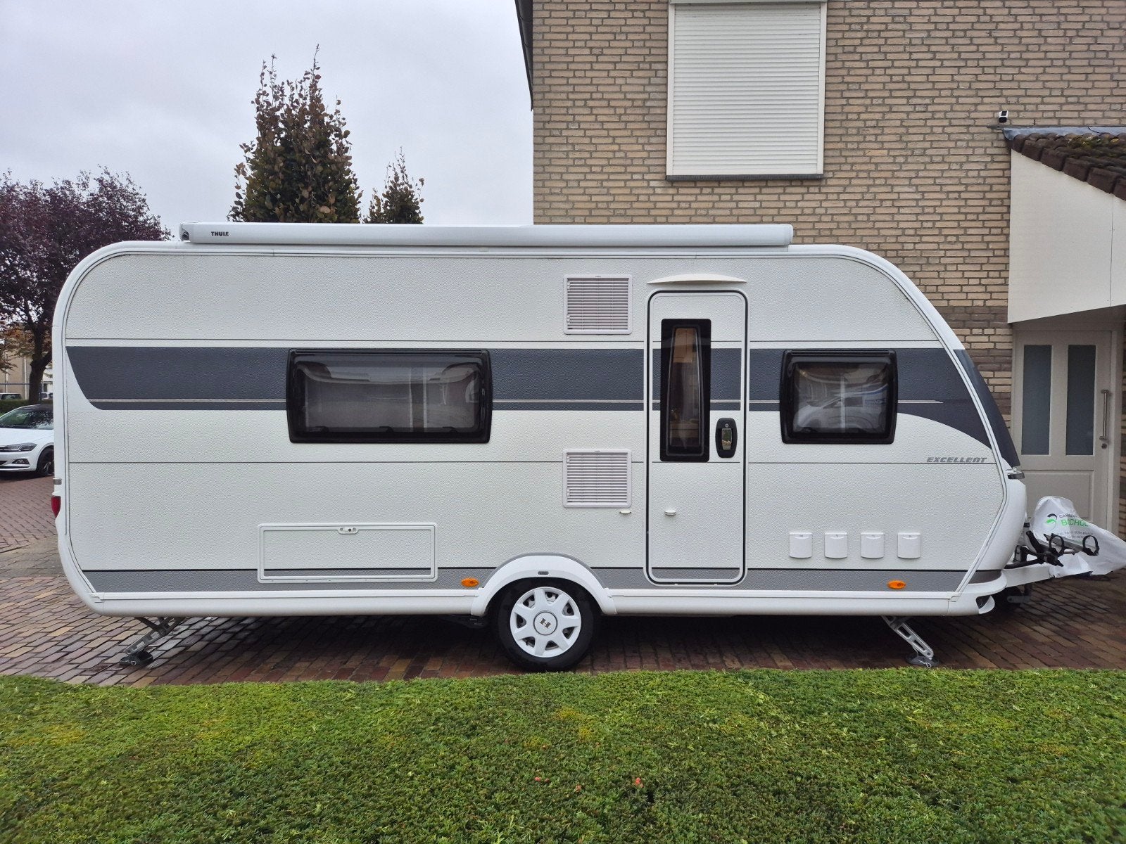 Hobby 495 WFB Excellent 2024 Volautomatische Mover Dakluifel, Hobby, Frans bed, Bedrijf, Treinzit