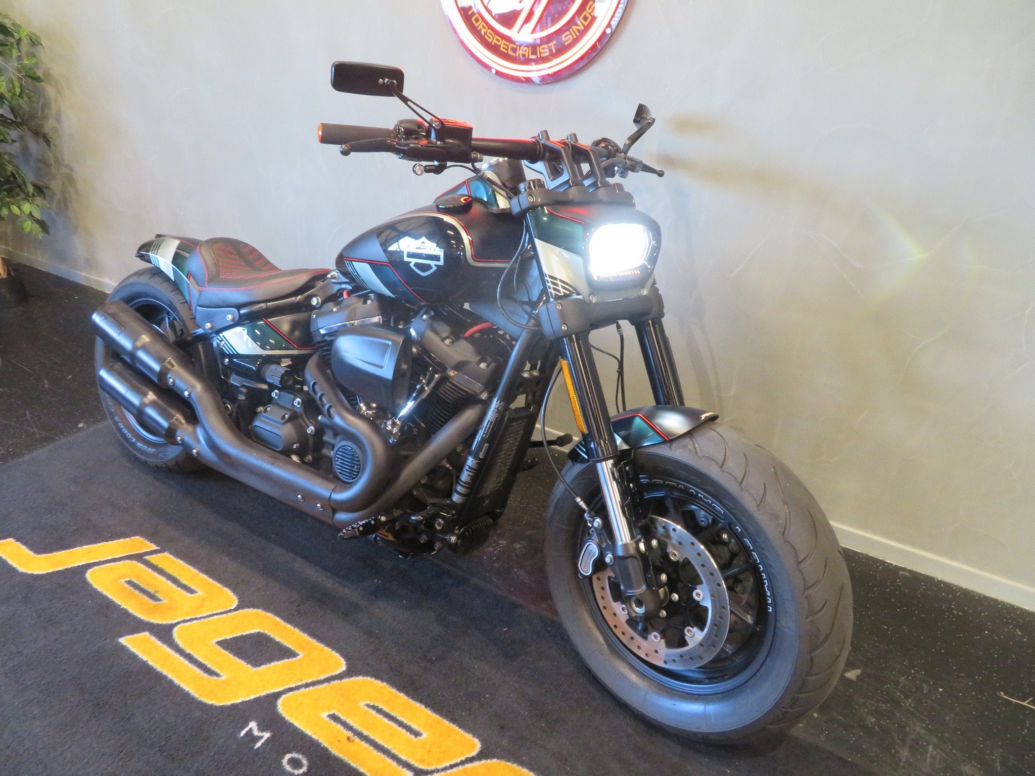 Harley-Davidson FXFBS FAT BOB 114 SPECIAL EDITION!, Chopper, Bedrijf, Meer dan 35 kW, 1868 cc