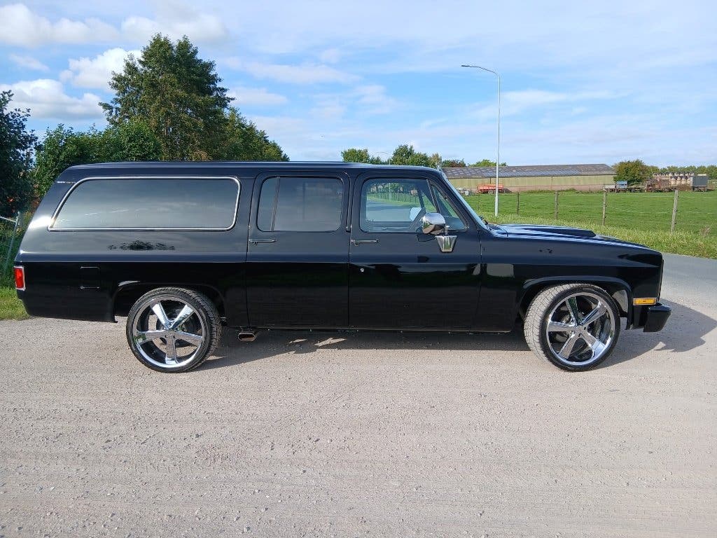 GMC Suburban bj1982 top staat LPG NL kenteken 2800kg trekken, foto 6