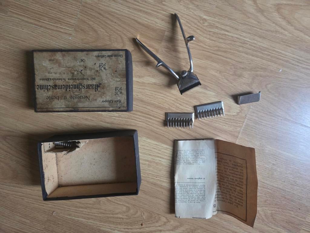 Vintage haarsnijmachine, Ophalen