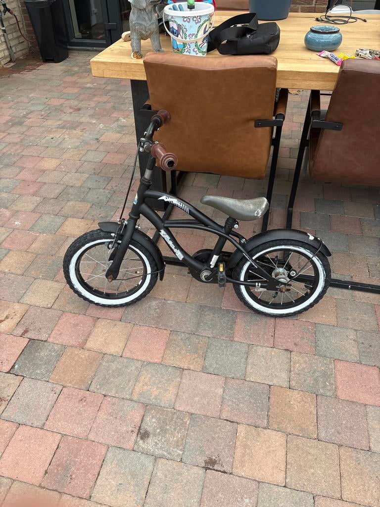 Gebruikte kinderfiets - Stevig en klaar voor een nieuw avont, Fietsen en Brommers, Fietsen | Kinderfietsjes, Ophalen, Gebruikt