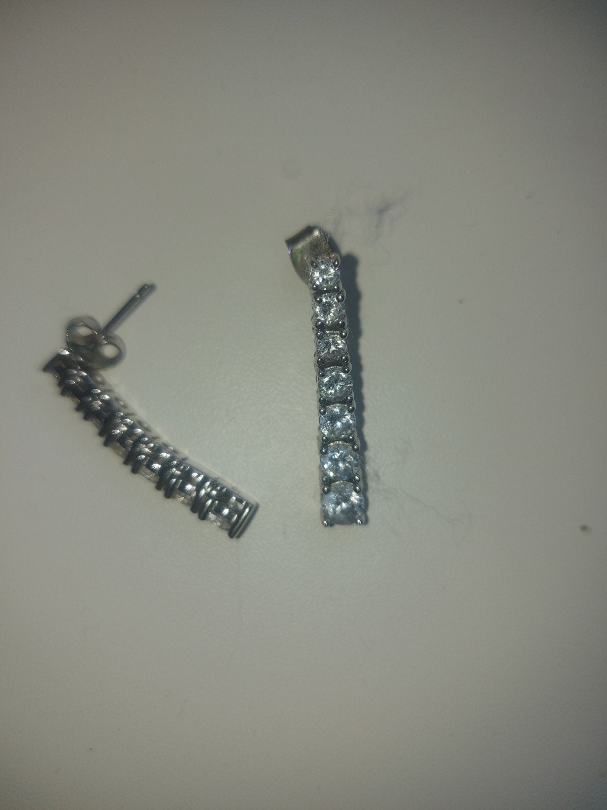 Elegante Zilverkleurige Oorbellen met Strass, Overige materialen, Hangers, Ophalen of Verzenden, Zo goed als nieuw
