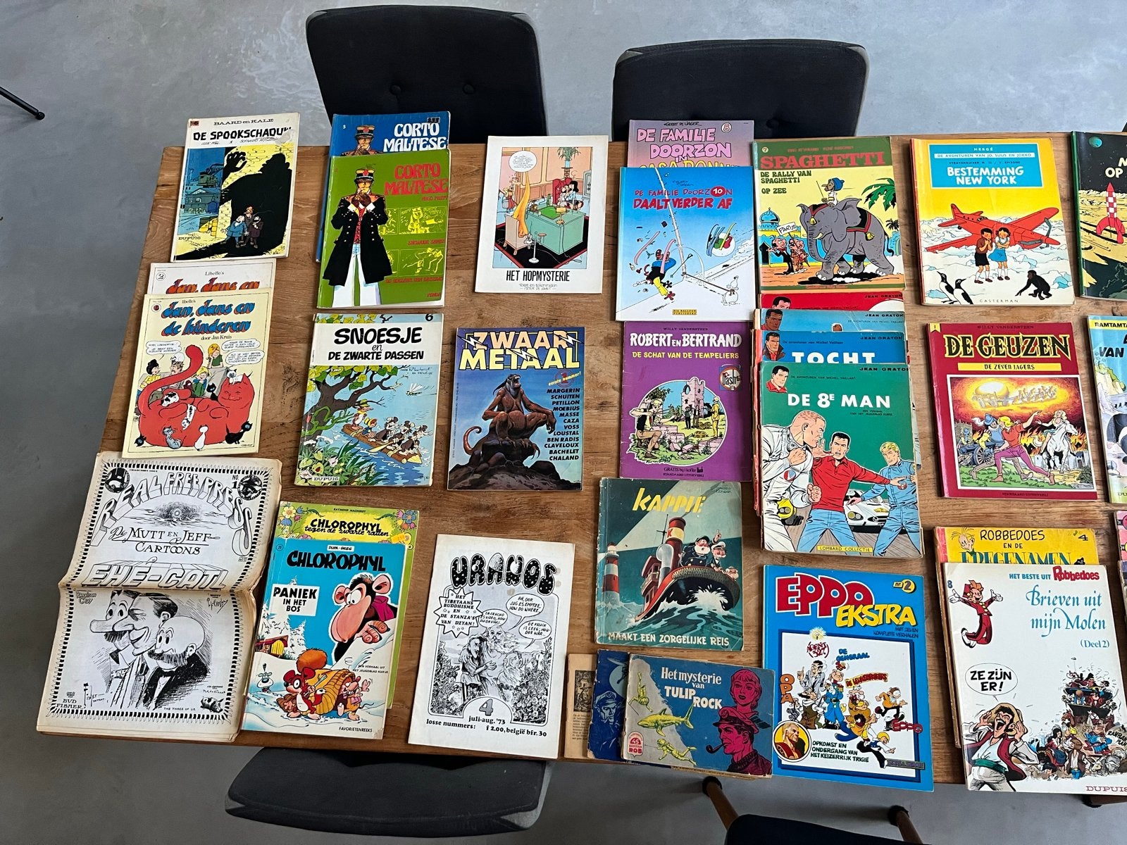 Grote collectie stripboeken: Robbedoes, Asterix, Kuifje en m, Meerdere stripboeken, Ophalen of Verzenden, Gelezen