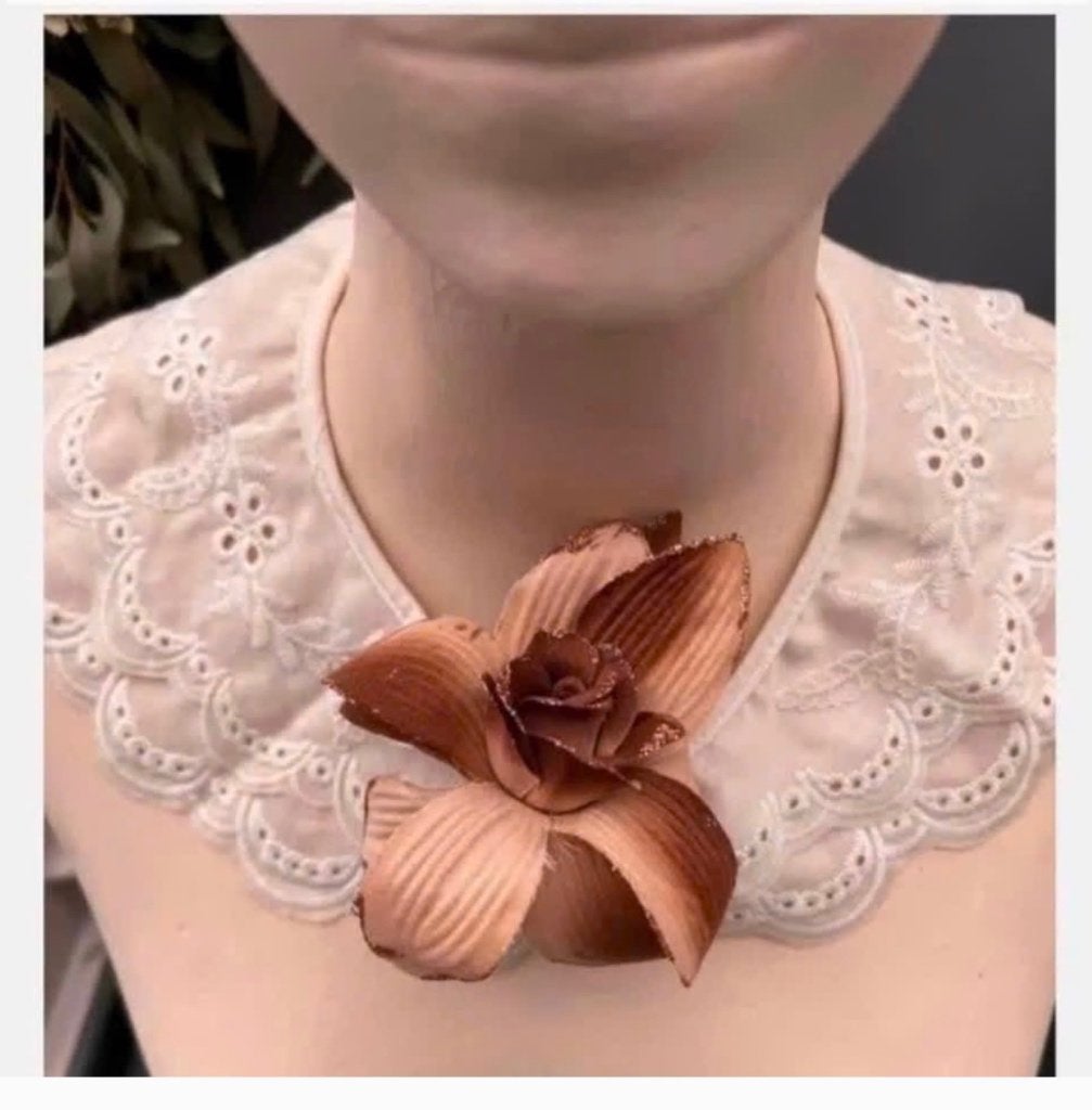 Vintage dubbele Kraag met gratis losse Bloem Applicatie, Antiek en Kunst, Ophalen of Verzenden, Dames