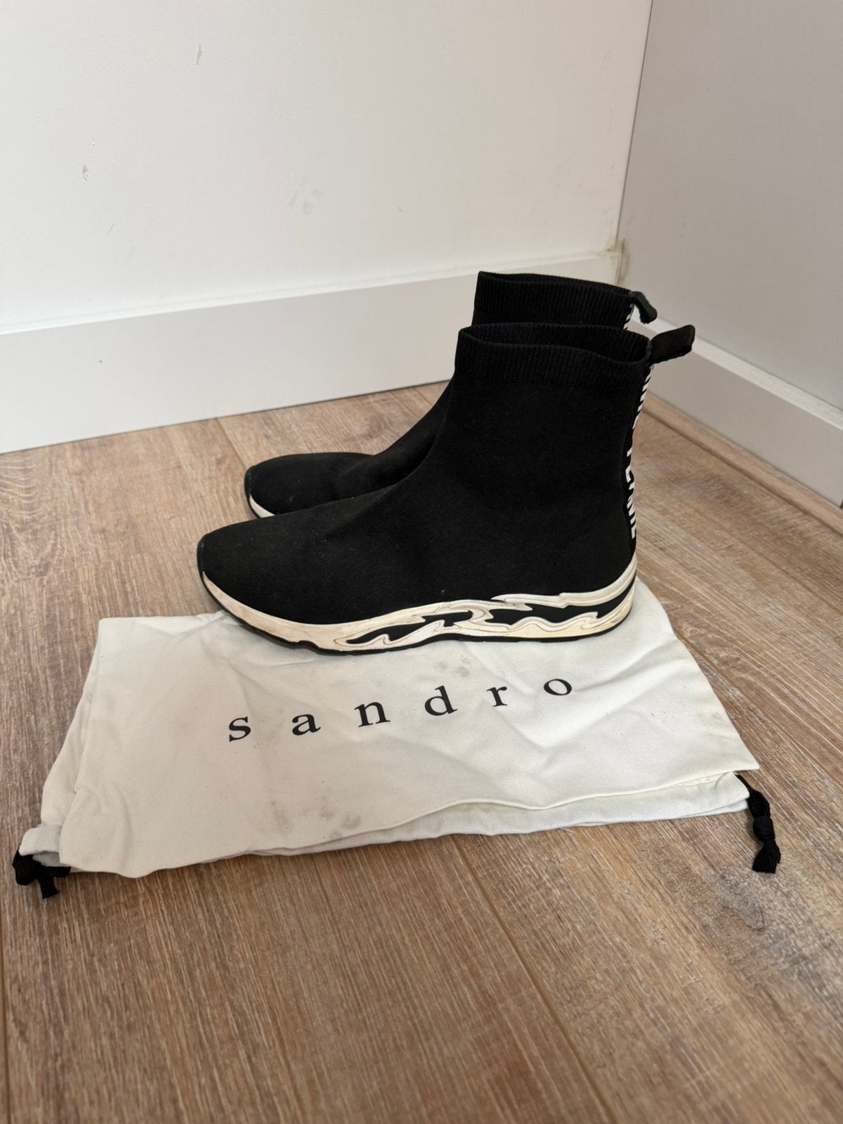 Sandro flame schoenen maat 39, Zwart, Ophalen of Verzenden, Sneakers of Gympen, Gedragen