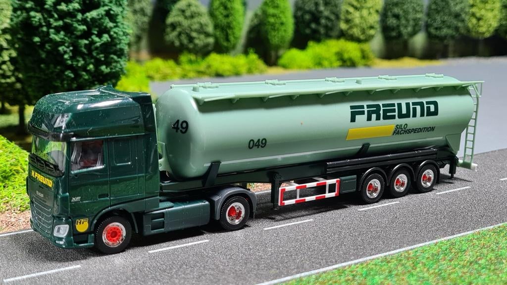 078 Herpa Freund Daf XF Kipper silotrailer, Ophalen of Verzenden, Nieuw, Bus of Vrachtwagen, Herpa