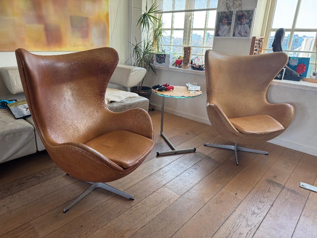 Fritz Hansen Egg Chair, 2 stuks, originele designklassiekers, Huis en Inrichting, Ophalen, Gebruikt, 75 tot 100 cm, Designklassiekers