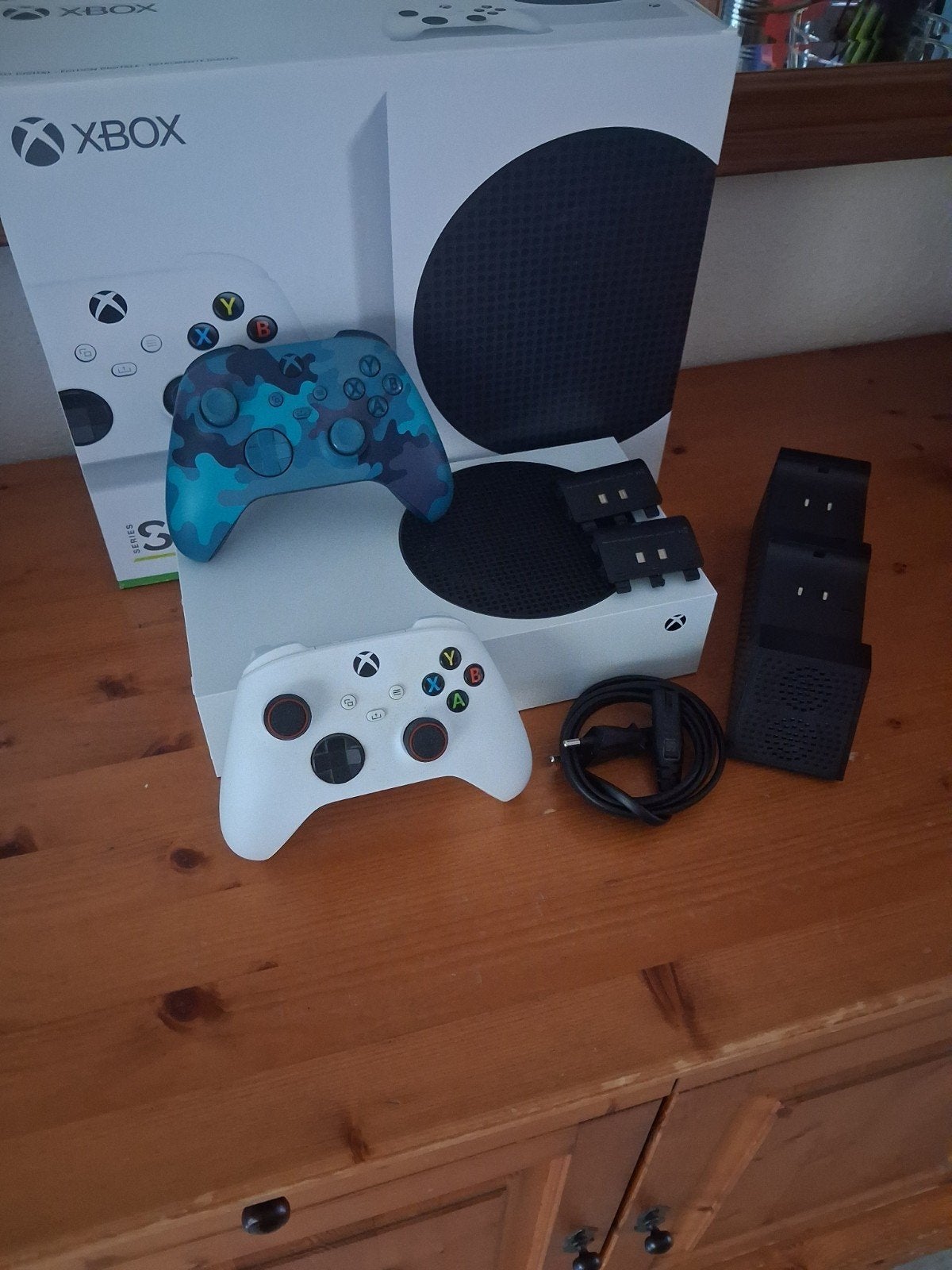 Xbox Series S 512GB SSD met extra controller en HDMI kabel, Spelcomputers en Games, Ophalen, Gebruikt, Xbox Series S