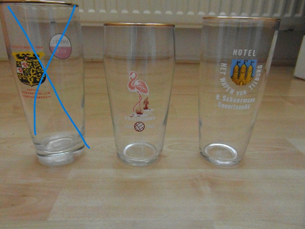 2 “speciale” bierglazen: wapen v Tilburg,  Flamingo’s” 1958, Ophalen of Verzenden, Gebruikt, Bierglas
