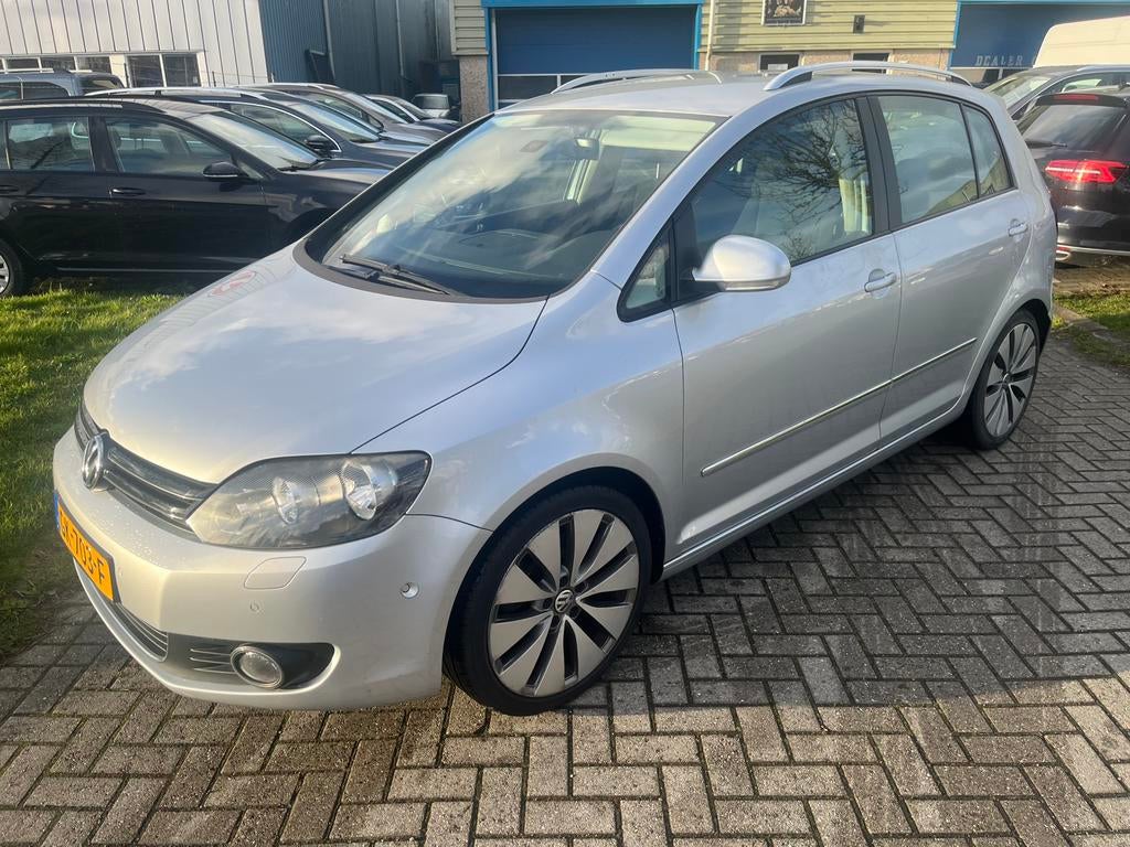 Volkswagen Golf Plus 1.4 Carplay / Nwe ketting/ Nwe remmen, Zwart, 4 cilinders, 160 pk, Alcantara