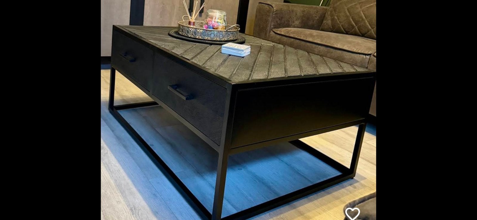 Zwarte salontafel ( houten visgraat motief), 100 tot 150 cm, Zo goed als nieuw, Rechthoekig, 50 tot 100 cm
