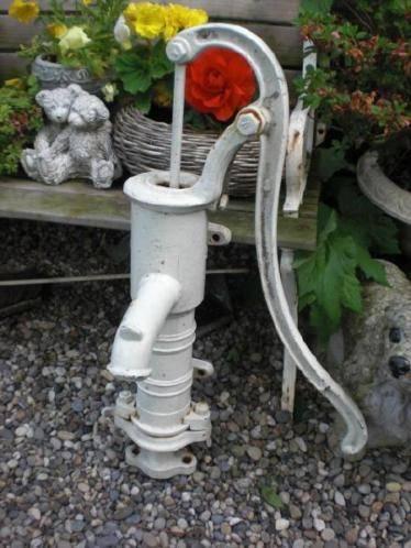 TUINTIP * DECORATIEVE TUIN POMP * Oudje *, Ophalen, Zo goed als nieuw, Gietijzer, Overige typen