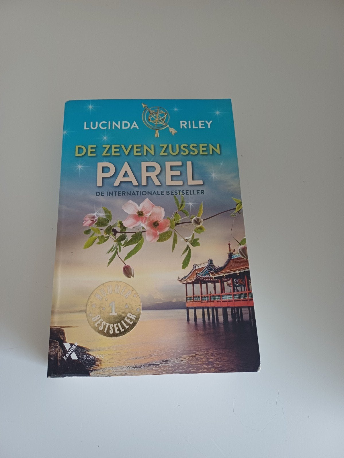De zeven zussen Parel / Lucinda Riley, Boeken, Ophalen of Verzenden, Zo goed als nieuw