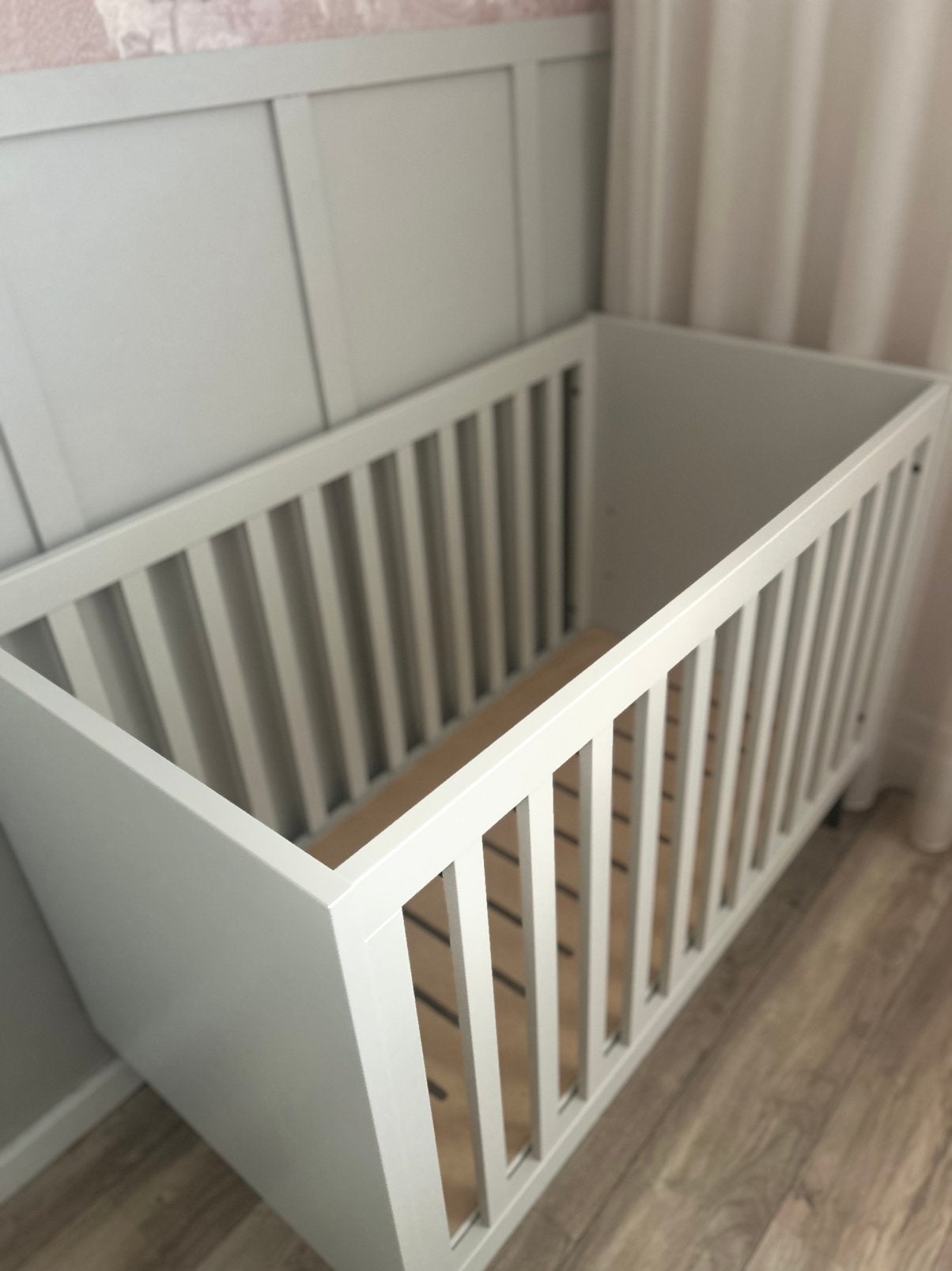 Europe Baby Sterre Ledikant Oatmeal, Ophalen, Zo goed als nieuw, Ledikant