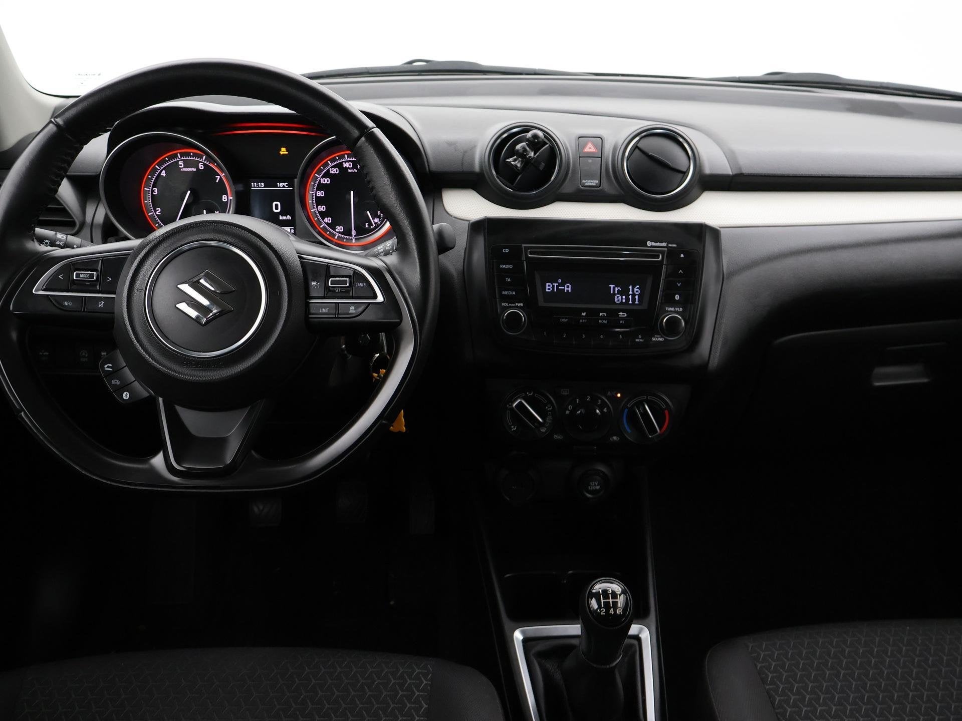 Suzuki Swift 1.2 COMFORT SMART HYBRID + ADAPTIVE CRUISE / LE, 83 pk, Stof, Gebruikt, Euro 6