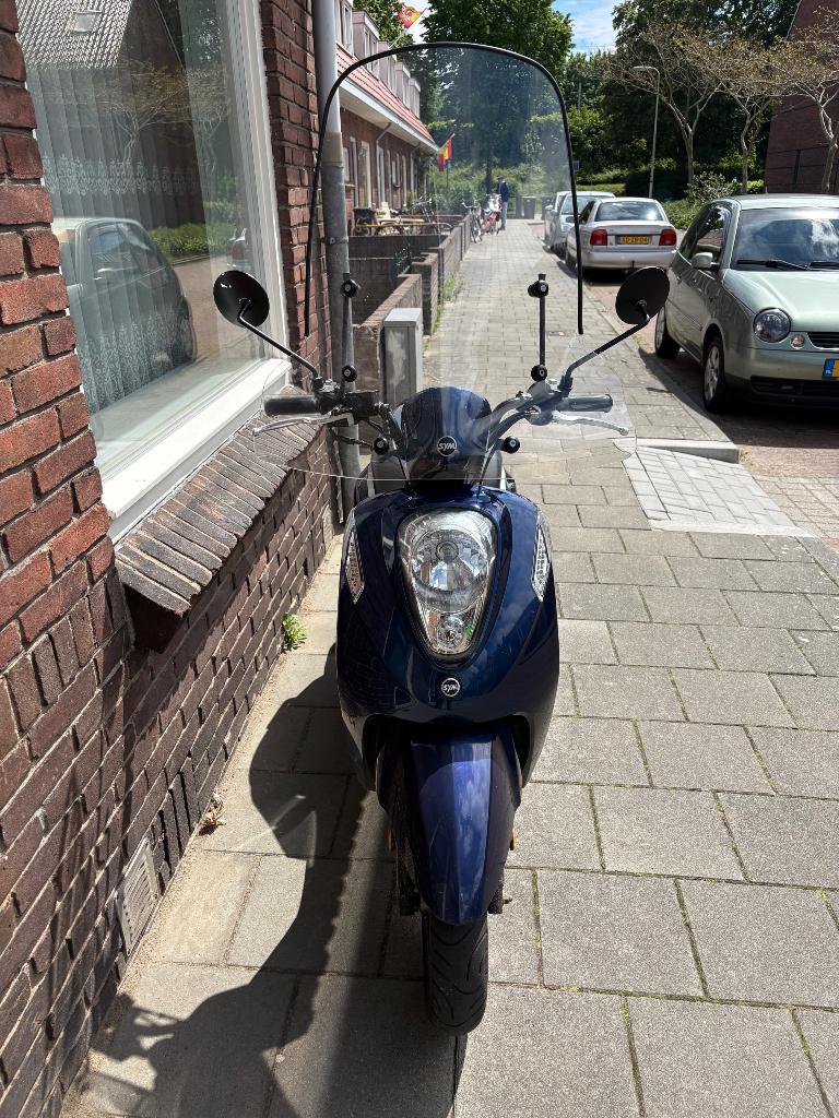 Sym Mio i50 snorscooter, SYM, Ophalen of Verzenden, Zo goed als nieuw, Benzine