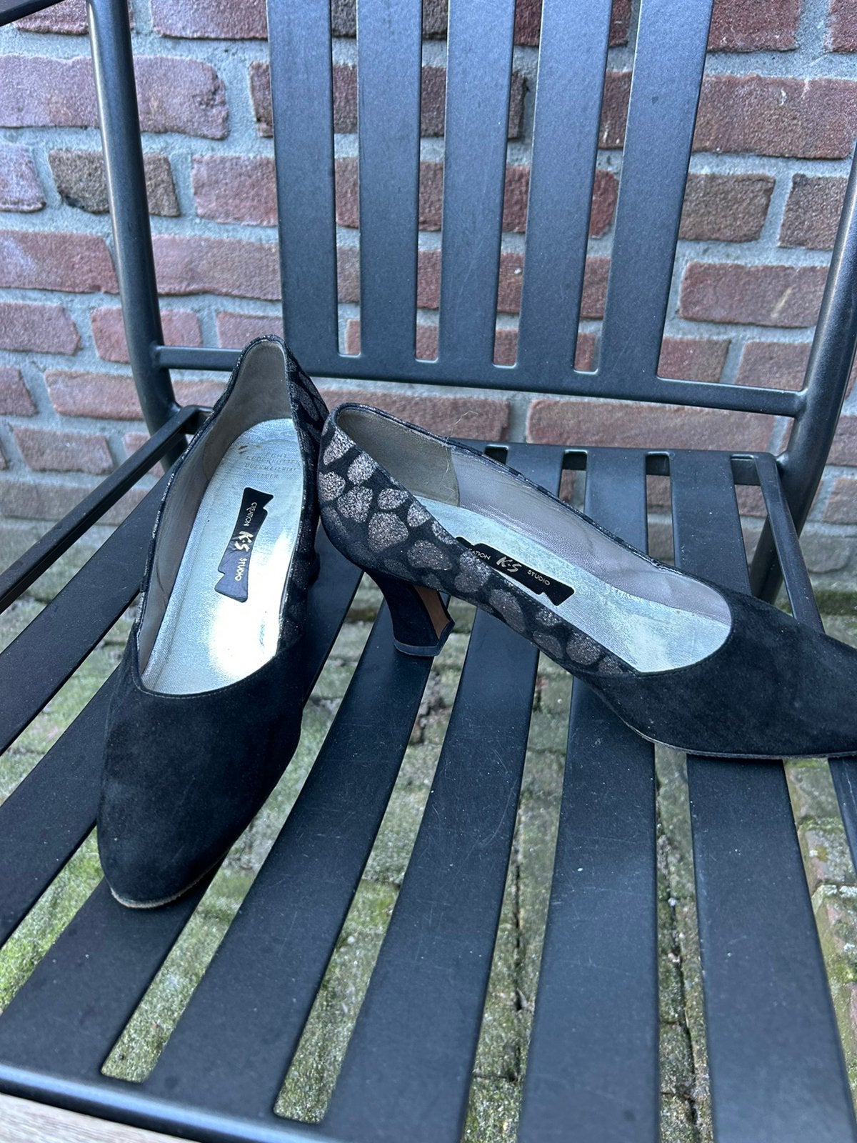 Suède leren pumps met hak maat 6,5 / 40 zwarte schoenen, Ophalen of Verzenden, Zo goed als nieuw, Zwart