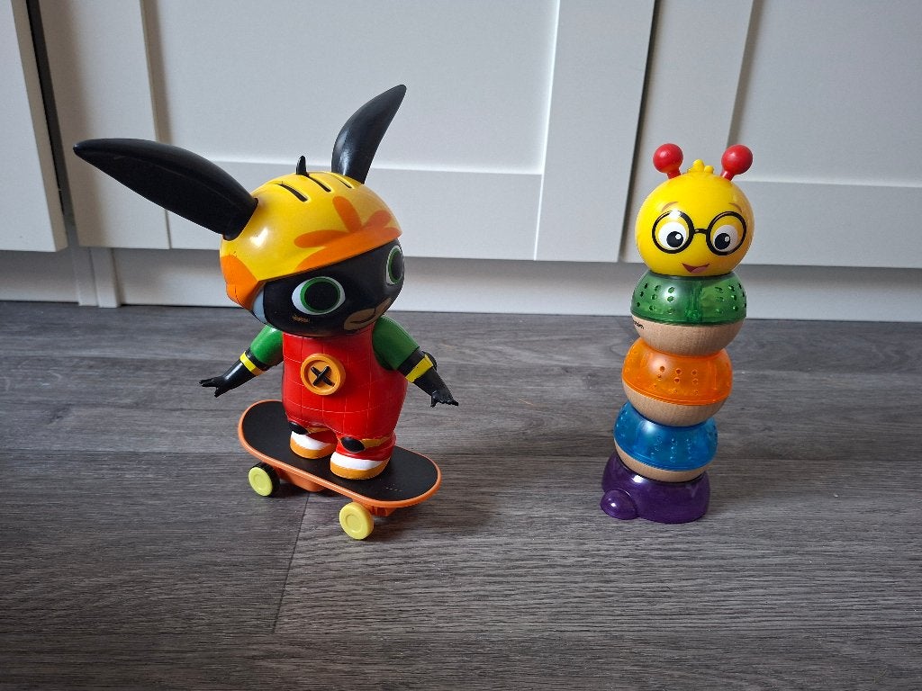 Bing en stapelbare rups, Ophalen, Zo goed als nieuw, Jongen of Meisje