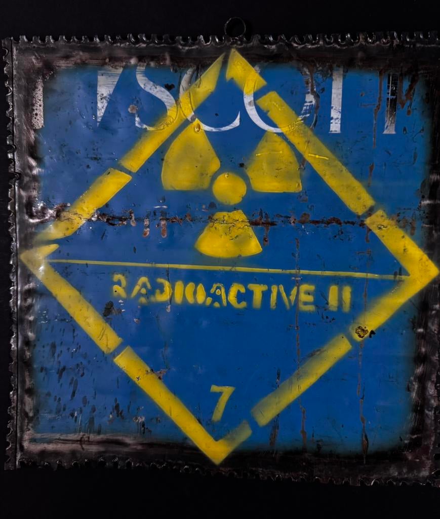 Oud ijzeren bord radioactive, Ophalen of Verzenden, Gebruikt