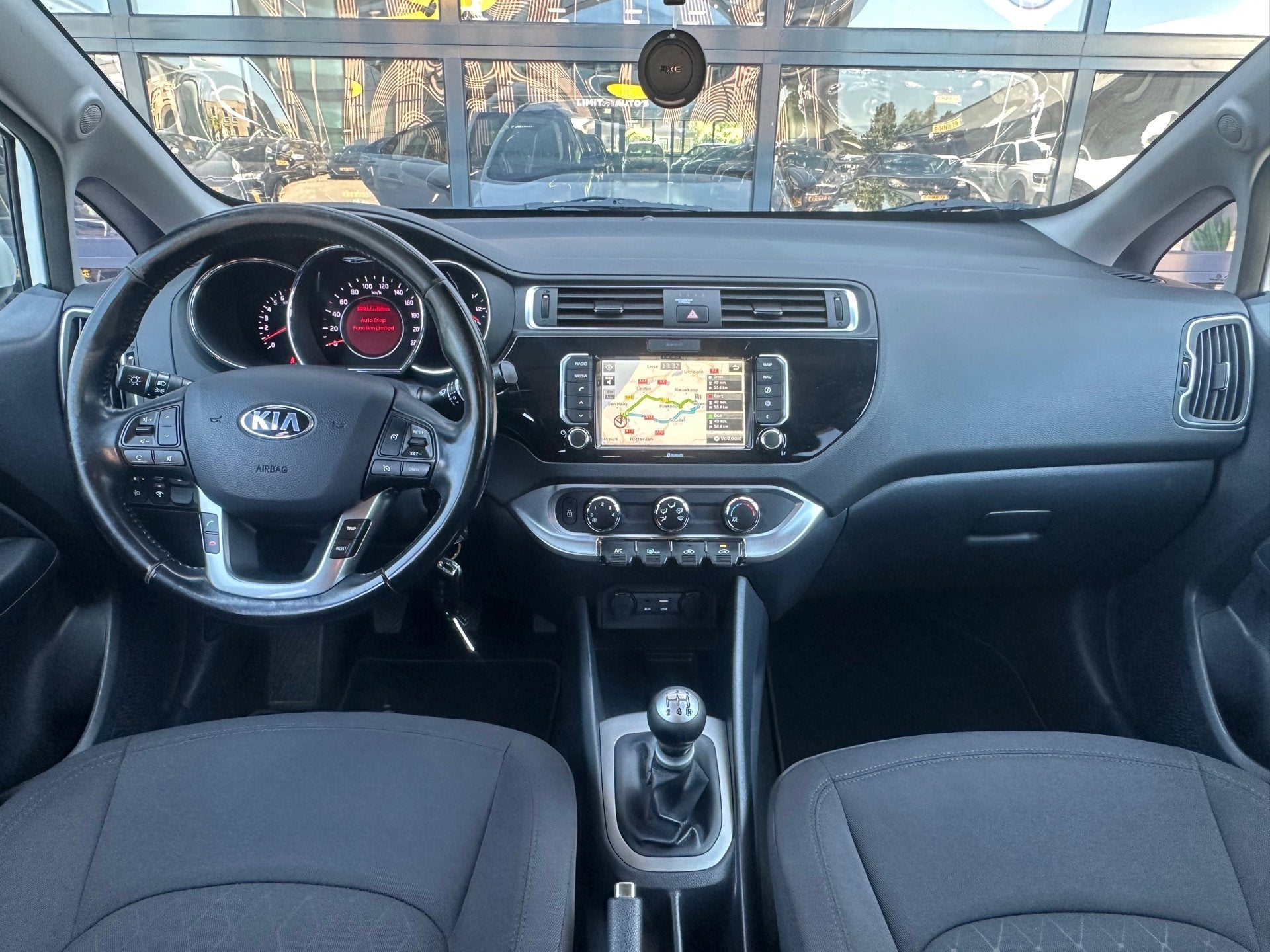 Kia Rio 1.2 CVVT DynamicLine Airco/Camera/NaviCruise/Nw.kopp, 1027 kg, Euro 6, 4 cilinders, Wit