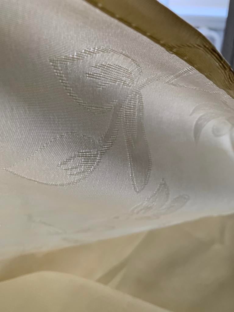 Zo goed als nieuwe dubbele gordijnen - beige tinten, Ophalen, Zo goed als nieuw, Minder dan 15 m²