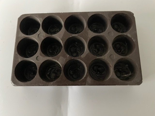 Oude bonbonvorm / bakvorm bonbons / kersenbonbons bakeliet., Ophalen, Zo goed als nieuw, Taarten of Cupcakes, Bakvorm