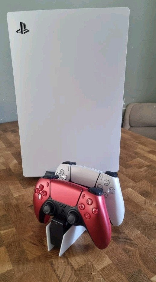 PlayStation 5 met dock, 2 controllers en fifa26 spel, Ophalen, Overige genres, 2 spelers, Zo goed als nieuw