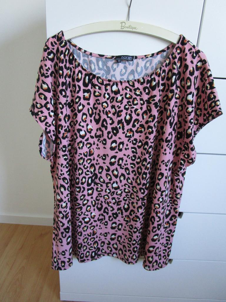 Norah maat 48 - roze shirt met panterprint, Maat 46/48 (XL) of groter, Ophalen of Verzenden, Zo goed als nieuw, Korte mouw