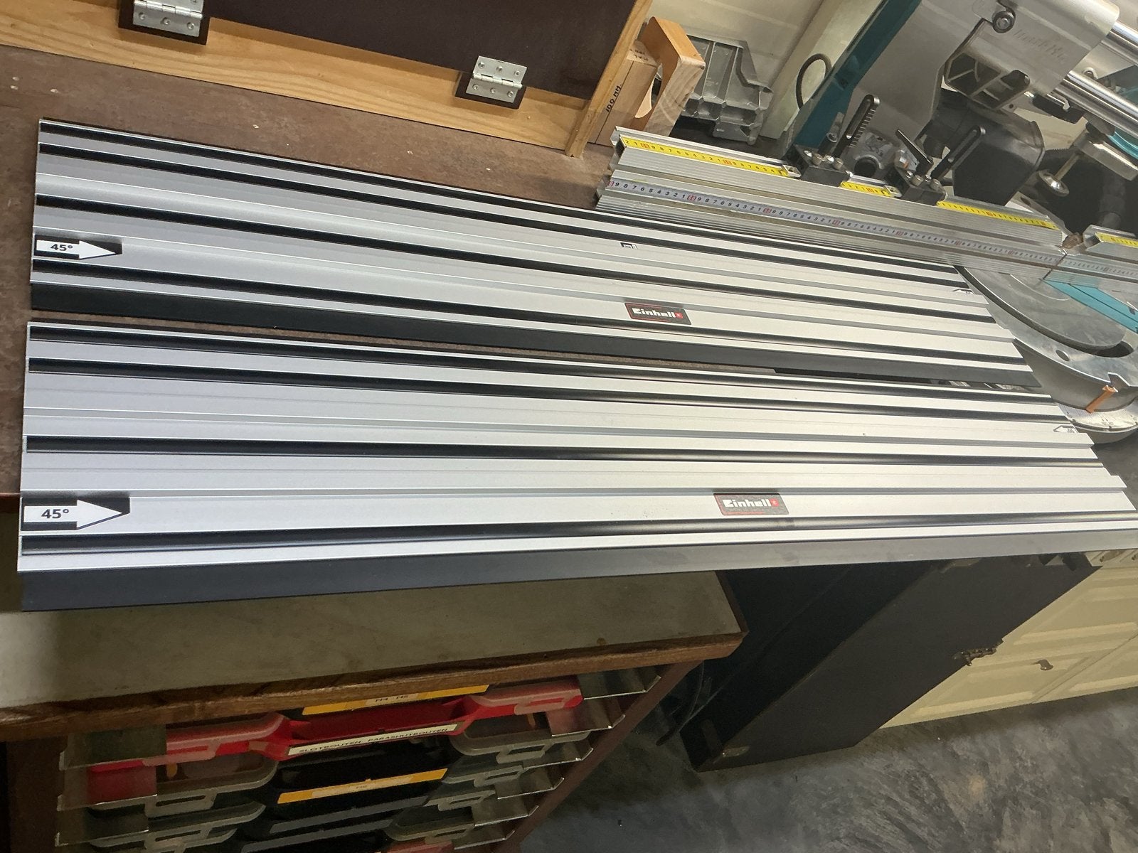 2x Nieuwe Einhell Geleiderail 100 cm voor Invalzaag, Invalzaag, Nieuw, Ophalen of Verzenden, 30 tot 70 mm