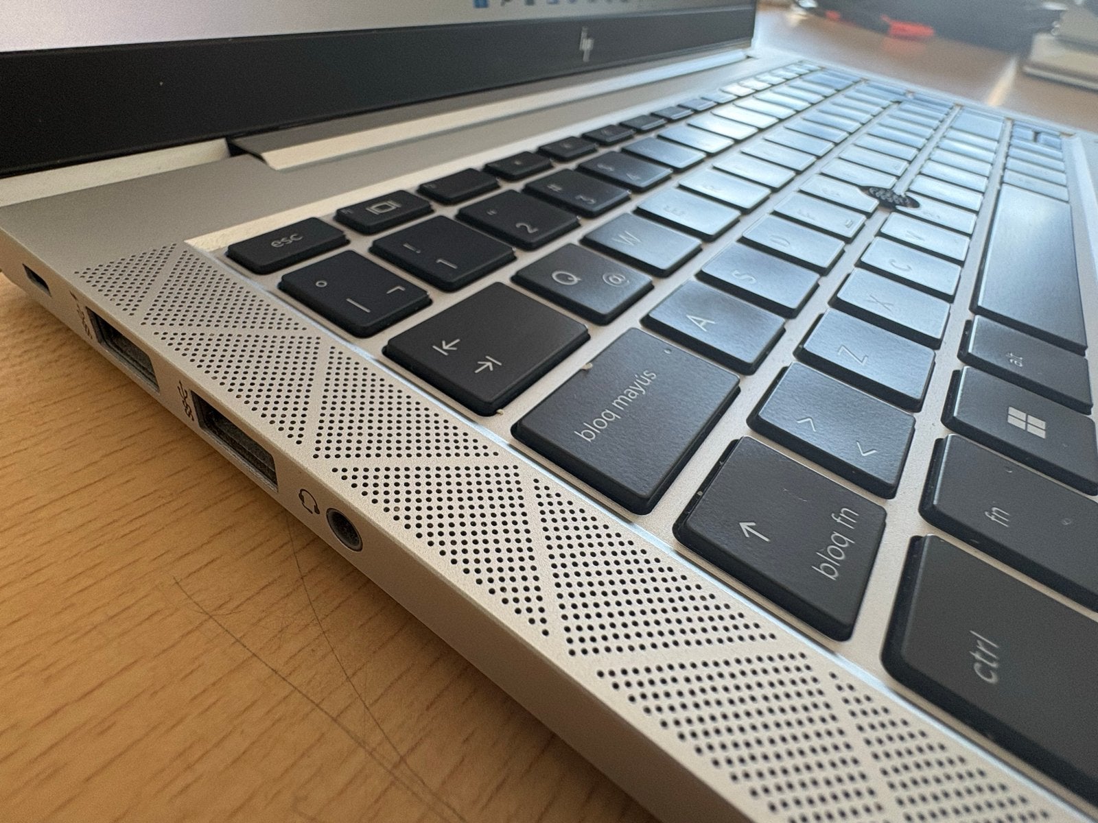 HP EliteBook 840 G8 14" i5 16GB RAM 512GB SSD QWERTY, Computers en Software, Computerit, 2 tot 3 Ghz, Qwerty, 14 inch
