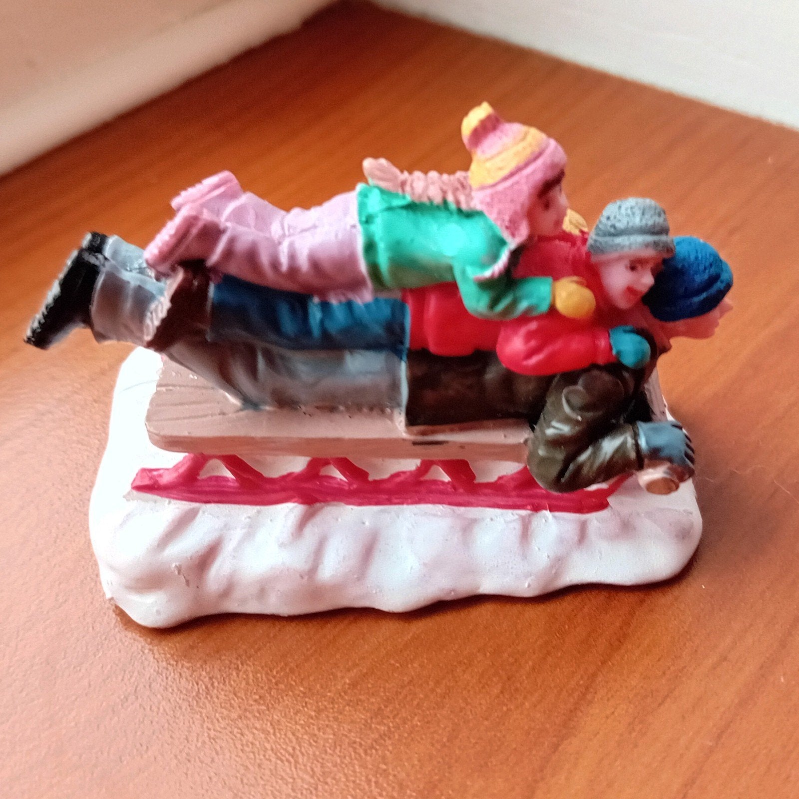 Lemax sledding with dad, Lemax figuur Kerstdorp, Diversen, Ophalen of Verzenden