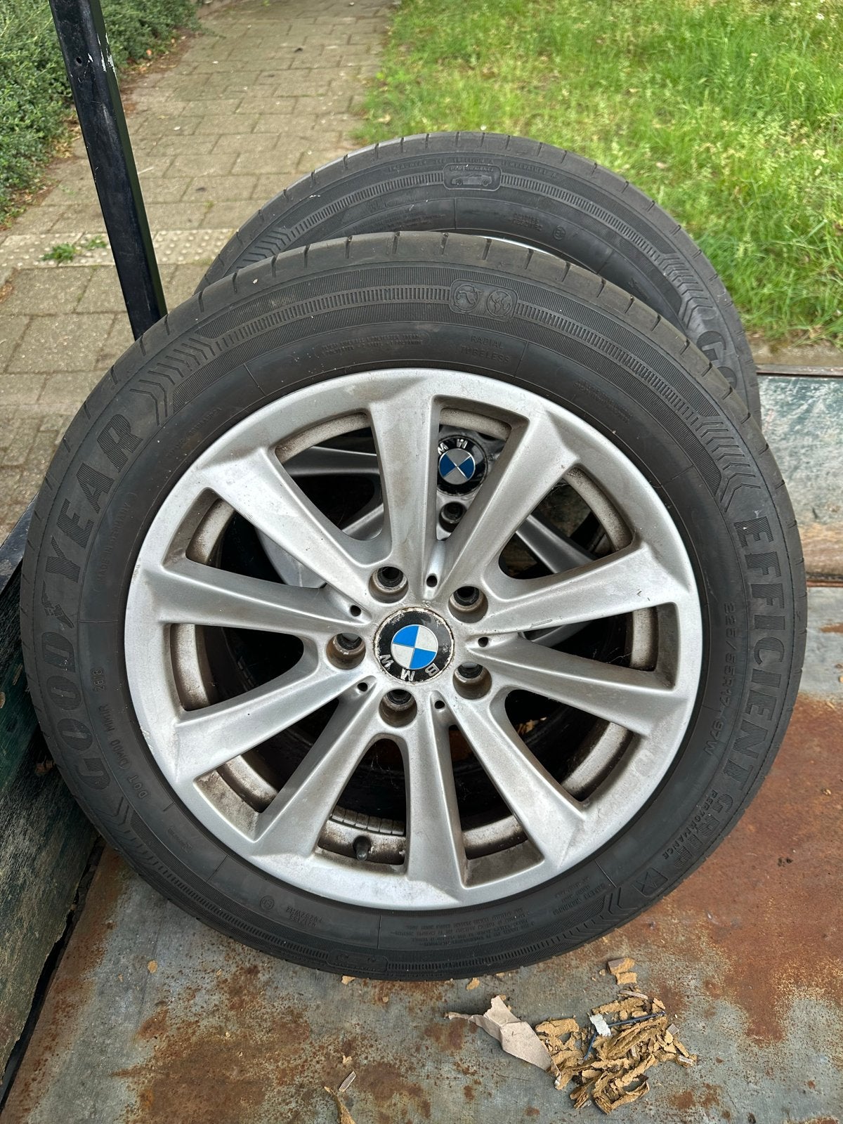 BMW f10 velgen met Goodyear zomerbanden - 225/55R17, Auto-onderdelen, Banden en Velgen, Ophalen, Gebruikt, Banden en Velgen, 17 inch