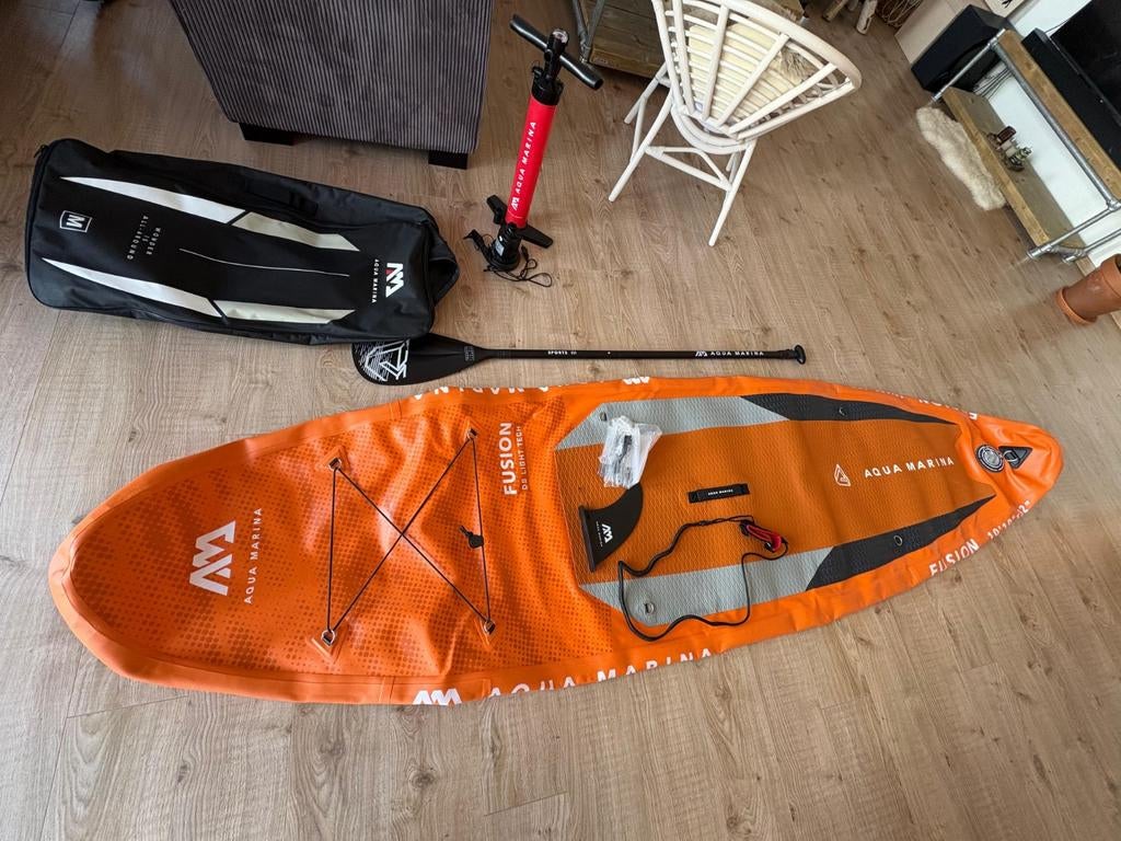 Aqua Marina Fusion DS LIGHT TECH SUP board + elektr. pomp, Watersport en Boten, Suppen, Ophalen, Zo goed als nieuw, SUP-boards