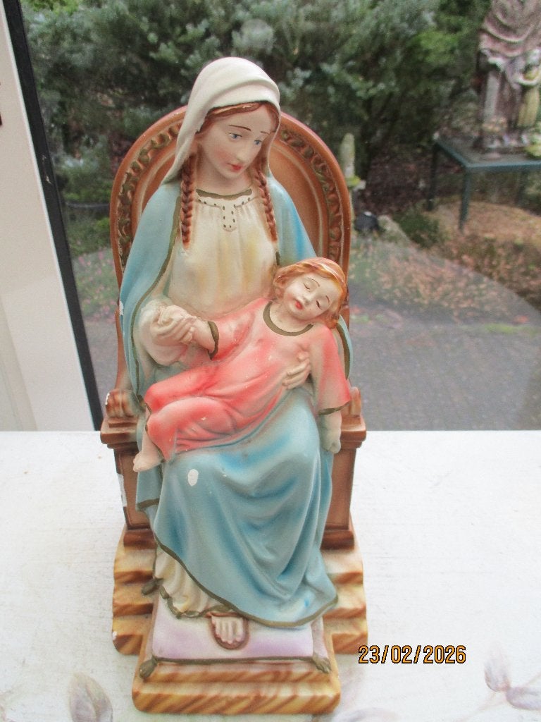 Te koop: Beeld Maria op stoel, Ophalen of Verzenden