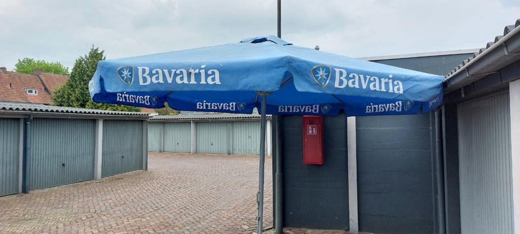Bavaria horeca parasol 4 mtr., Tuin en Terras, Parasols, Ophalen, Gebruikt, Zweefparasol
