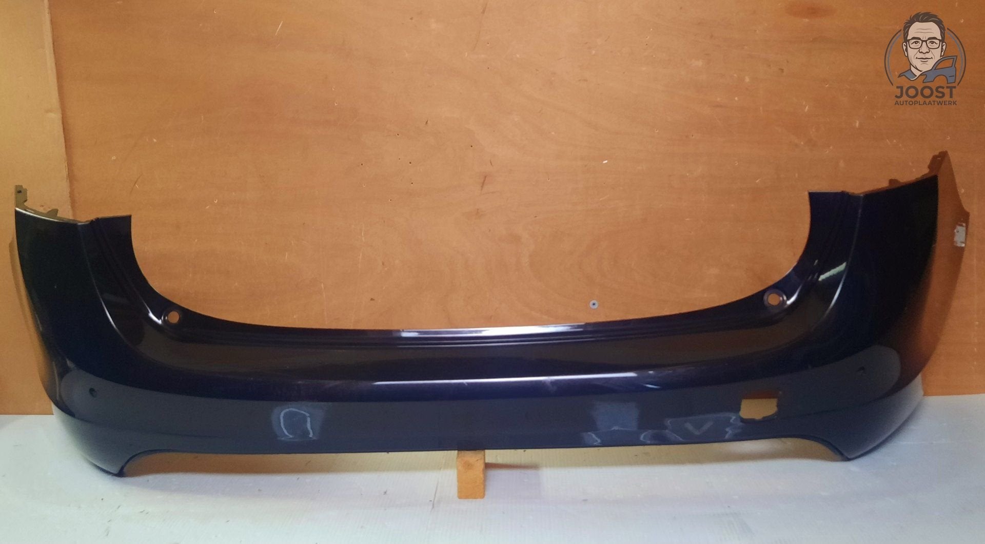 Achterbumper orgineel Volvo V60 vanaf 2012 32165263, Gebruikt, -Volvo Car Corporation, Herkomst onderdeel bekend, -SE-405 31 Göteborg, Zweden