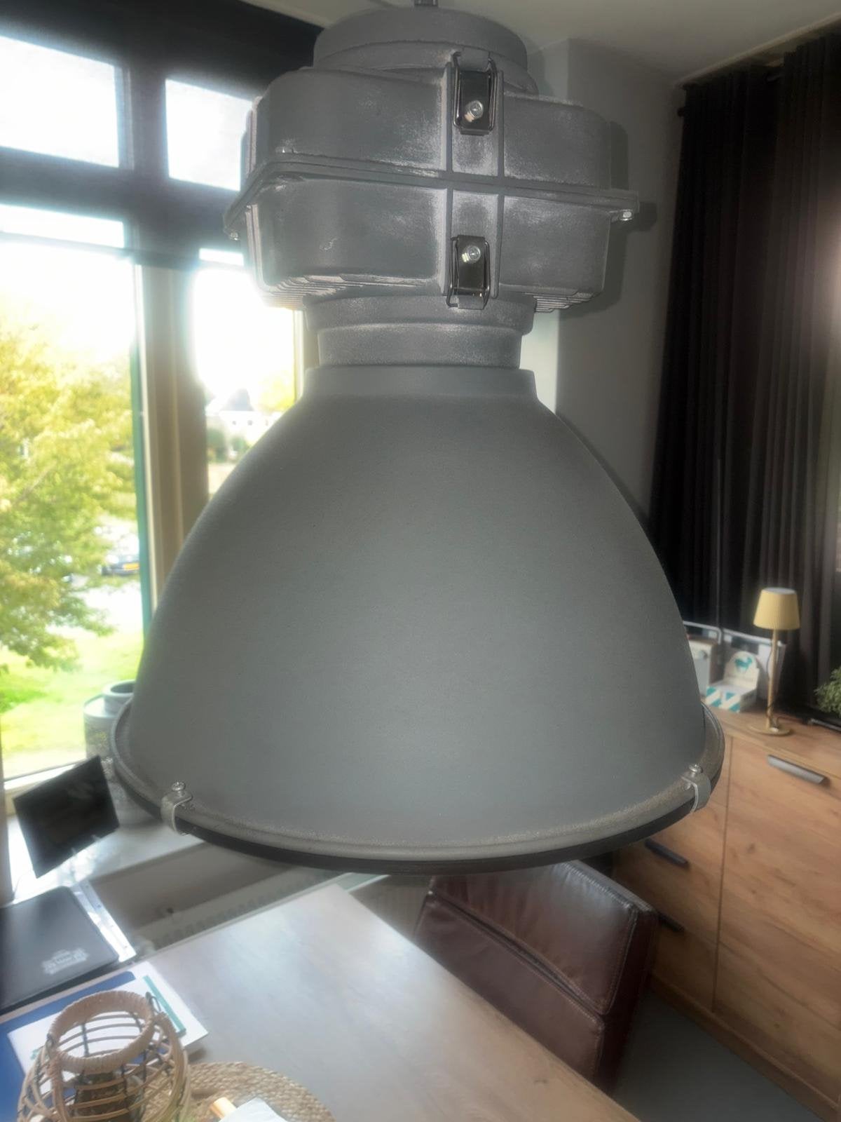 Hanglamp industriële, Ophalen, Gebruikt, Metaal