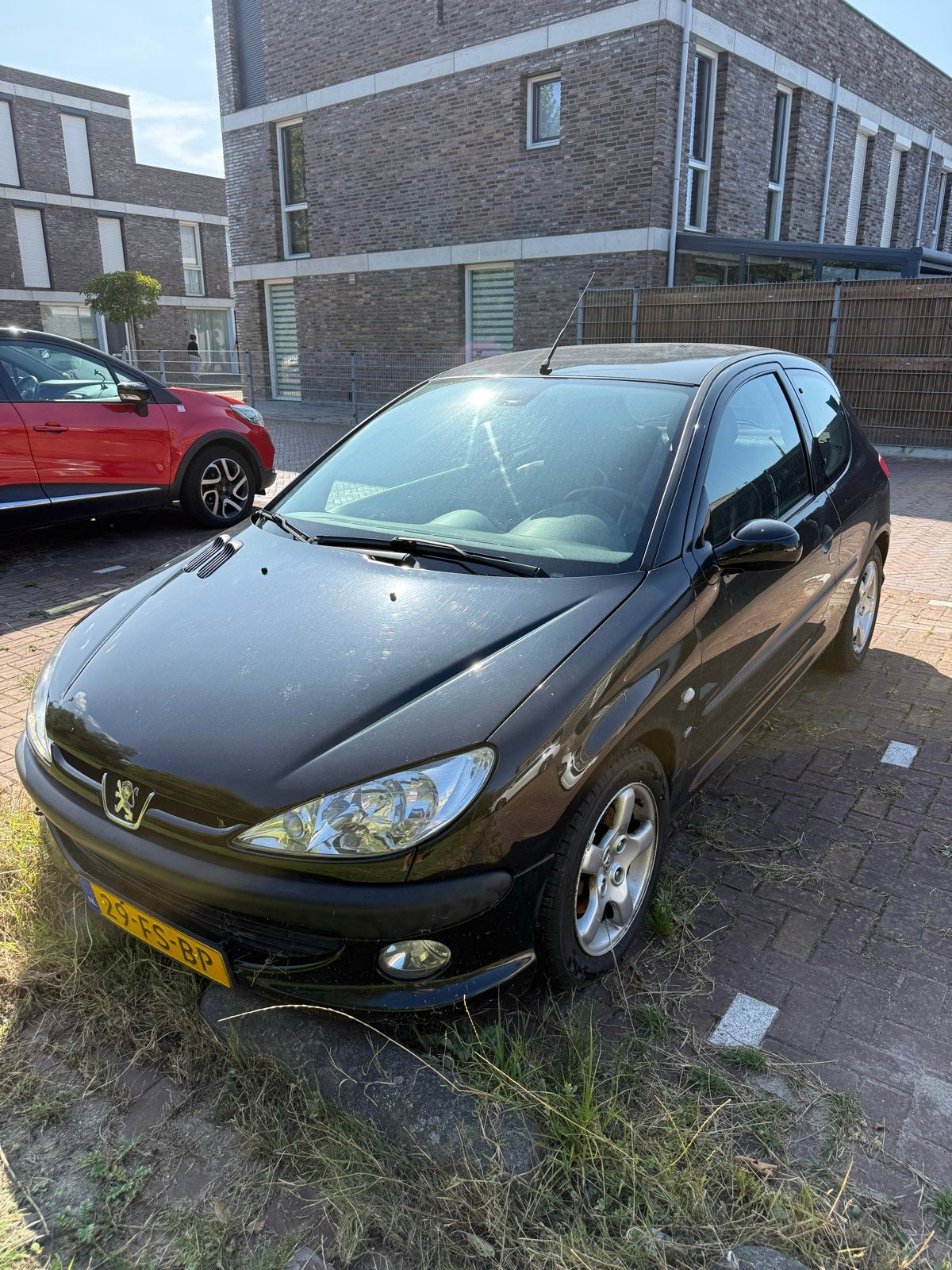 Peugeot 206 2.0 GTI 16V 3D 2000 Zwart, 1025 kg, 40 €/maand, 4 cilinders, Zwart