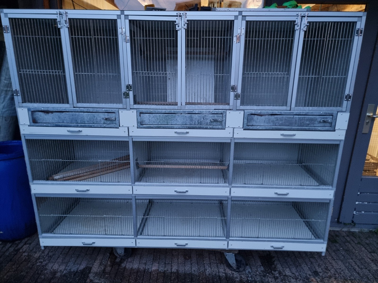 Kweekkooi, Dieren en Toebehoren, Vogels | Hokken en Kooien, Ophalen of Verzenden, Zo goed als nieuw, Aluminium, Broedkooi of Kweekkooi