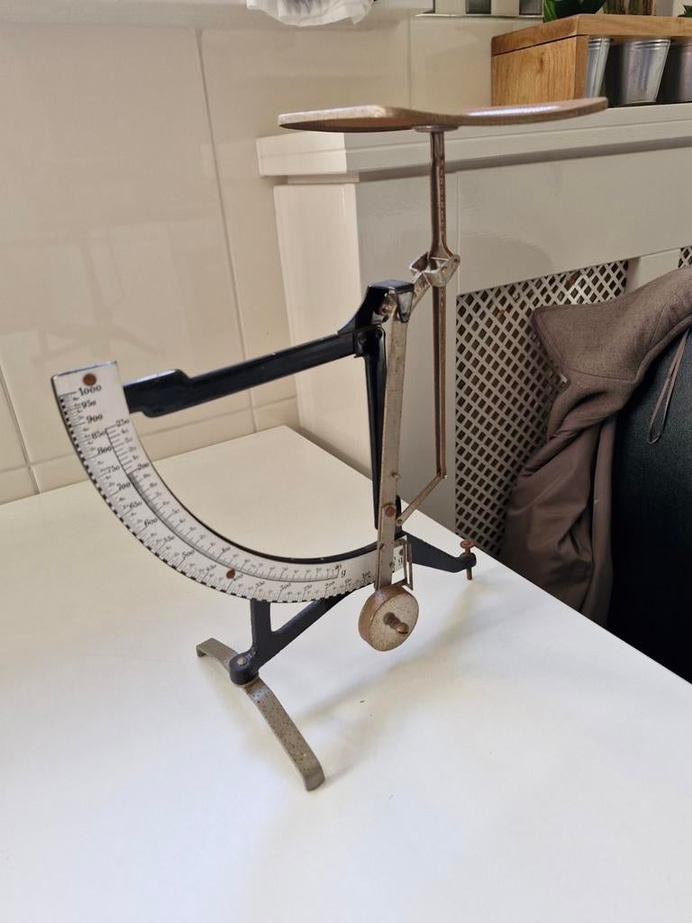 Oude weegschaal of terweil een brievenweger., Antiek en Kunst, Antiek | Gereedschap en Instrumenten, Ophalen of Verzenden