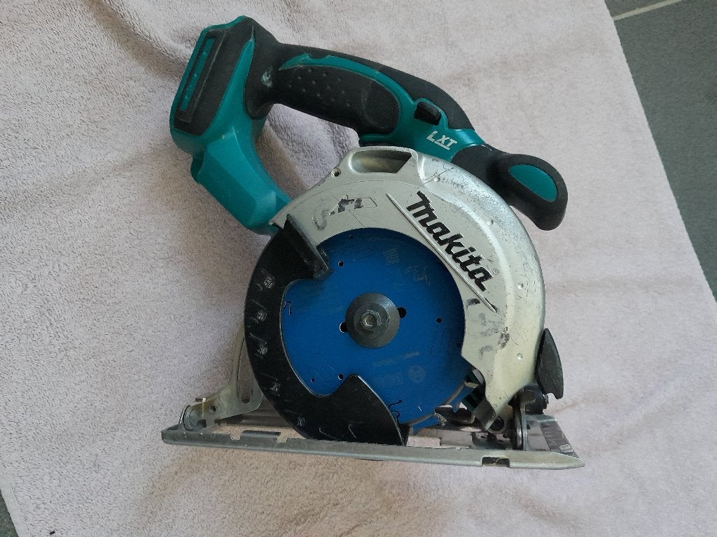 Makita zaag, Ophalen of Verzenden, 1200 watt of meer, Reciprozaag, 30 tot 70 mm