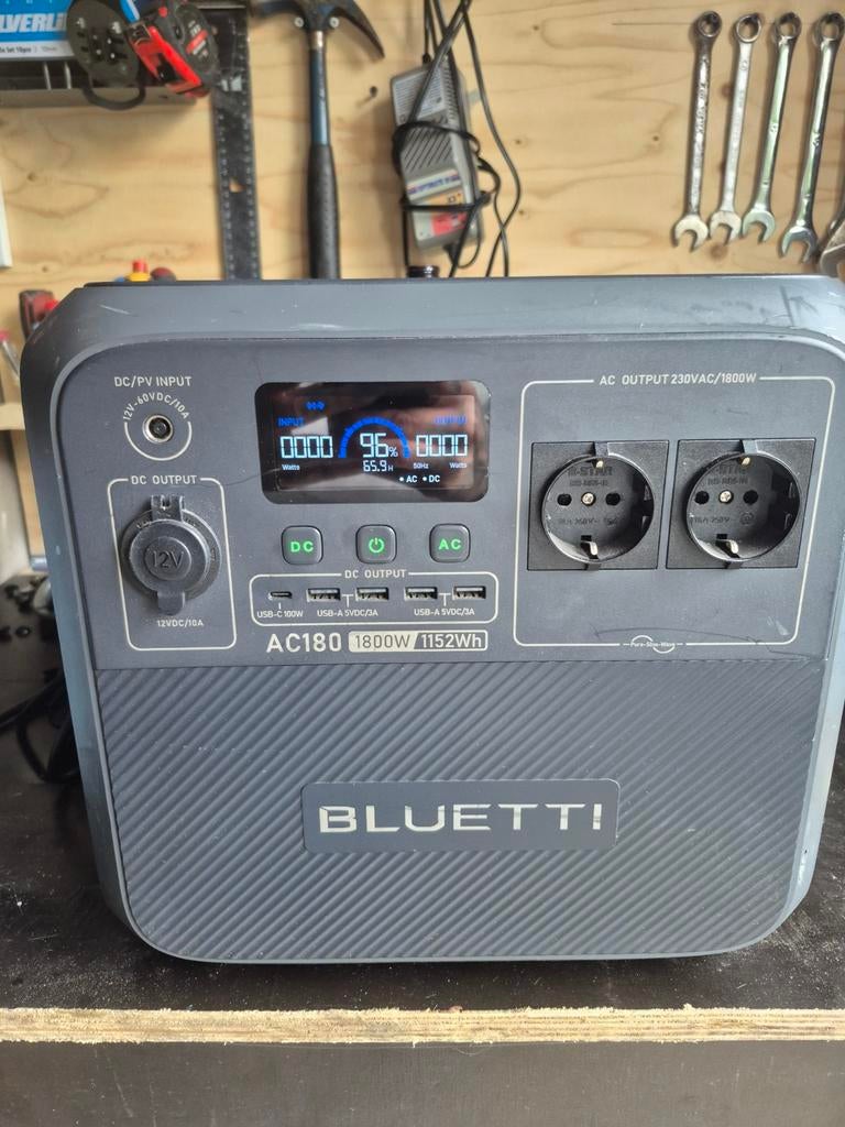 Bluetti AC180 Powerstation met 350W Zonnepanelen, Ophalen of Verzenden