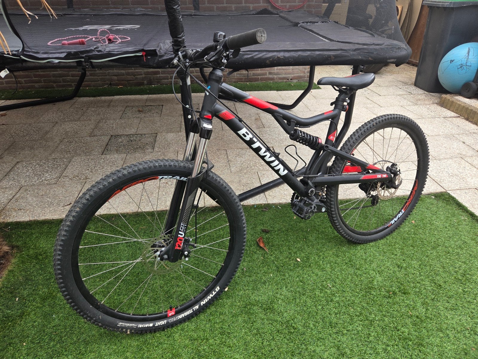 B'TWIN Rockrider 520S Mountainbike - Full Suspension, Fietsen en Brommers, Fietsen | Mountainbikes en ATB, Gebruikt, Schijfrem
