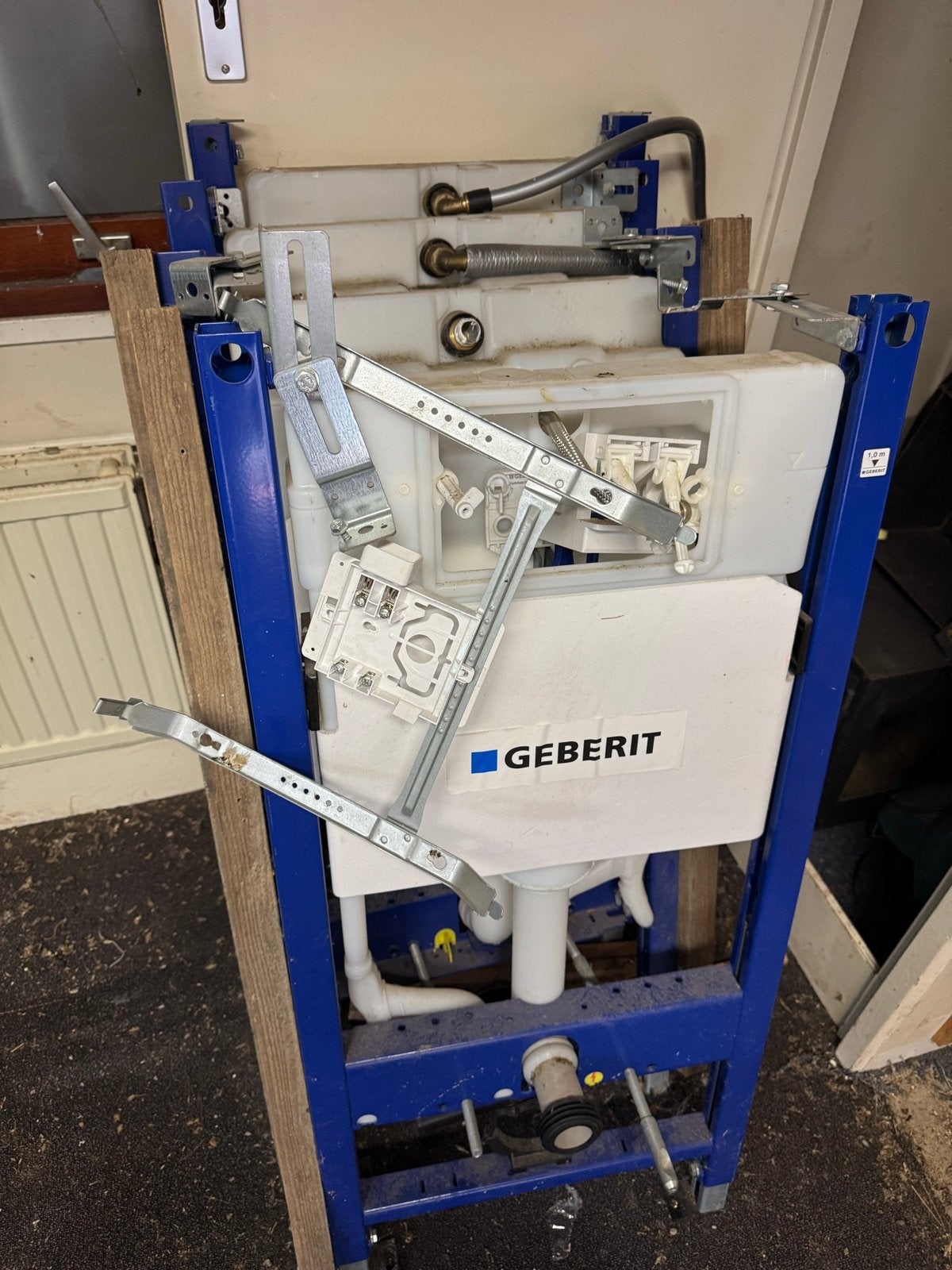 4x Geberit inbouwreservoir voor wandcloset, Doe-het-zelf en Verbouw, Sanitair, Ophalen, Gebruikt, Toilet