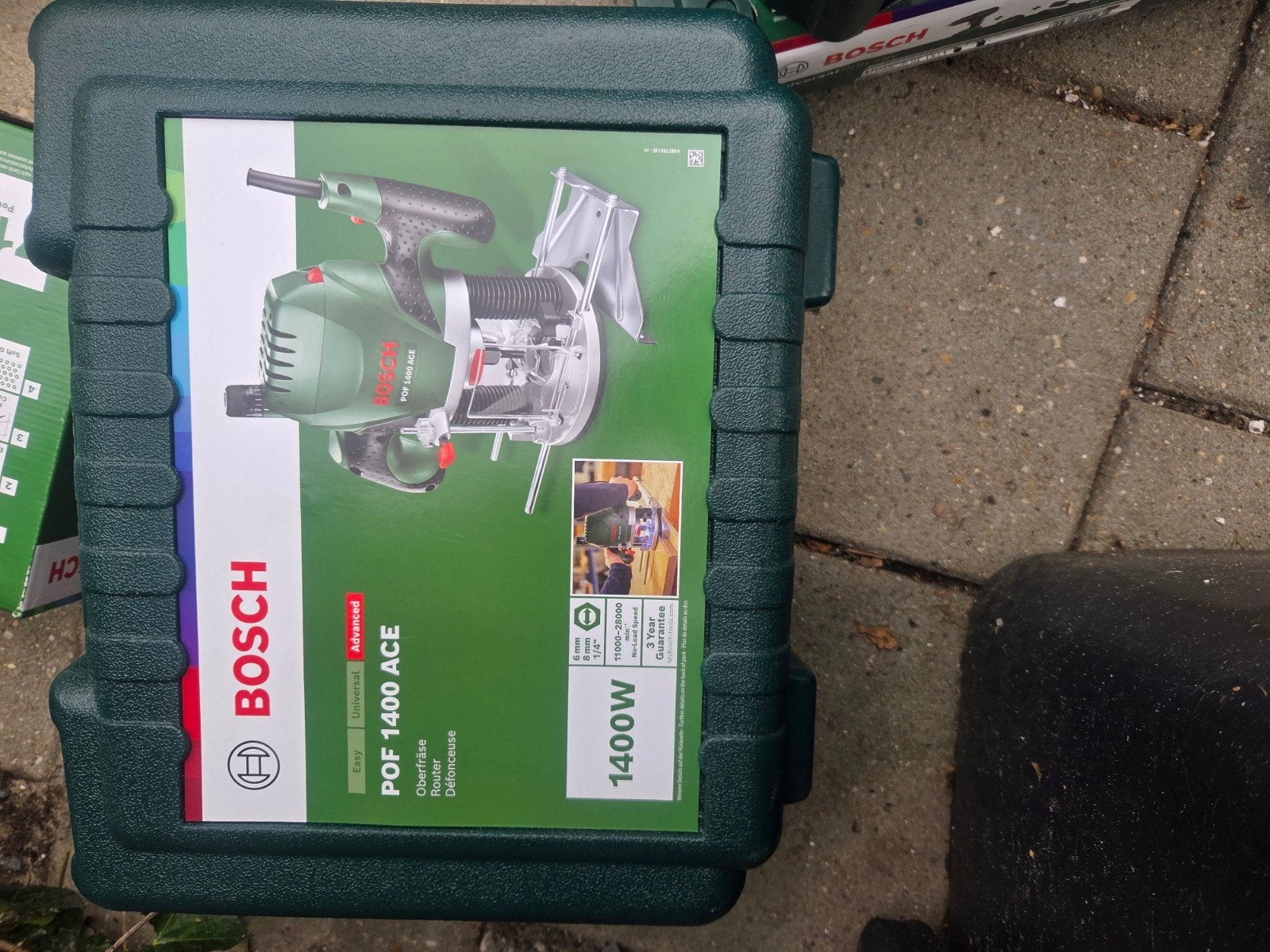 Bosch POF 1400 ACE Bovenfrees - Nieuw in doos, Doe-het-zelf en Verbouw, Gereedschap | Freesmachines, Ophalen of Verzenden